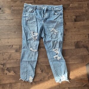 American Eagle Outfitters Light Blue Distressed Boyfriend Jeans Skinny 16 Short